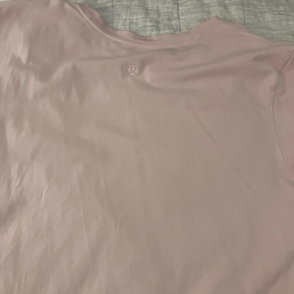 Lululemon Pink T-Shirt
